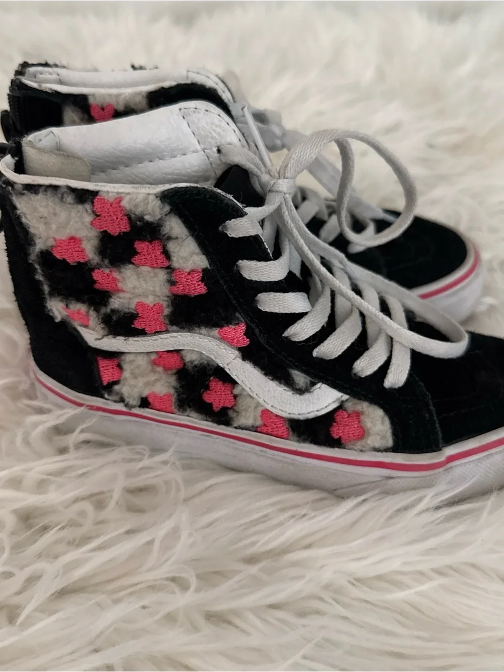Vans Kids High-Top Sneakers in Black and Pink